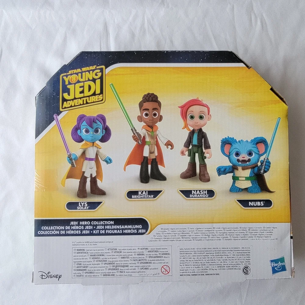 Star Wars Young Jedi Adventures Hero Collection 4 Figures 6 Accessories Toy Set